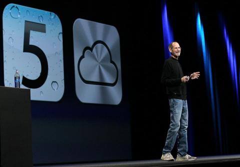 Jobs seemed to be predicting cloud services as well, like Apple's iCloud or Google Drive: "The minute that I don't have to manage my own storage, and the minute I live primarily in a connected versus a stand-alone world, there are