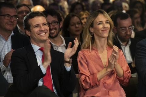 Pablo Casado y Cayetana Álvarez de Toledo. Pablo Casado y Cayetana Álvarez de Toledo.
