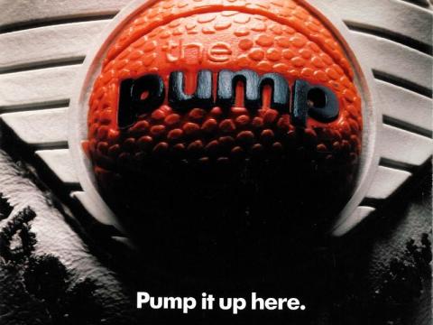 5. La década de 1980 también marcó la primera aparición de Reebok PUMP, una zapatilla diseñada para inflarse para adaptarse mejor a tu pie.