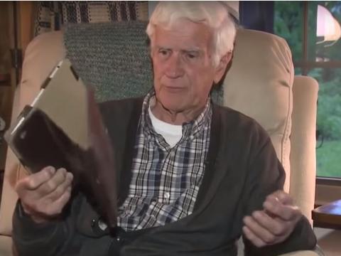 Roy Syvertson didn't expect to find a bat in his iPad case. Roy Syvertson didn't expect to find a bat in his iPad case.