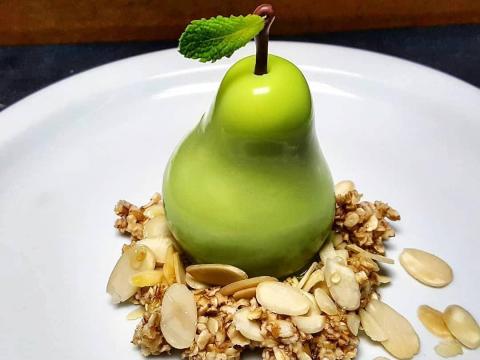 Postre en forma de pera.