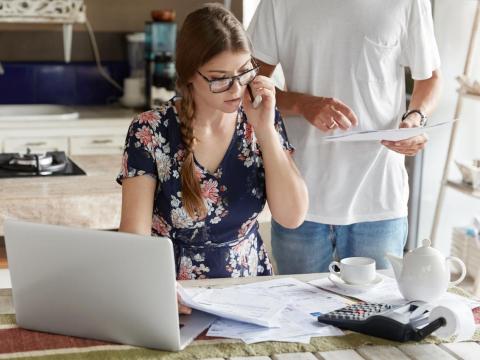 1. You can barely pay your bills each month