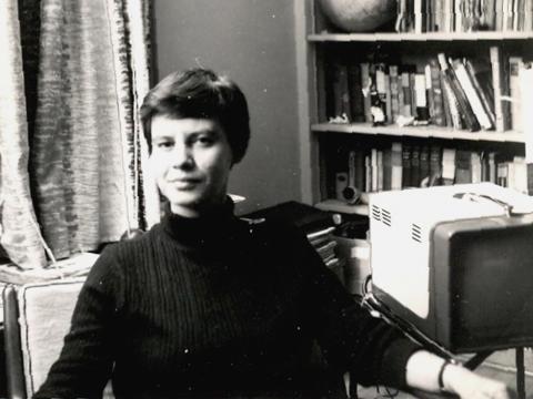 Esther Lederberg.
