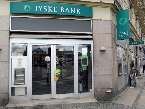 The outside of a branch of Jyske Bank.