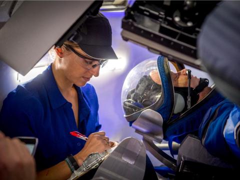 Traje espacial Starliner CST-100 de Boeing Traje espacial Starliner CST-100 de Boeing
