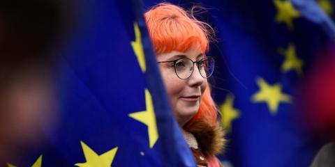 Boris Johnson could deport thousands of EU citizens after Brexit if they miss registration deadline