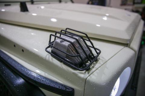 The body was then blasted down to only metal to make any metal-related issues more manageable before an anti-corrosive primer was applied to both the body and the frame.