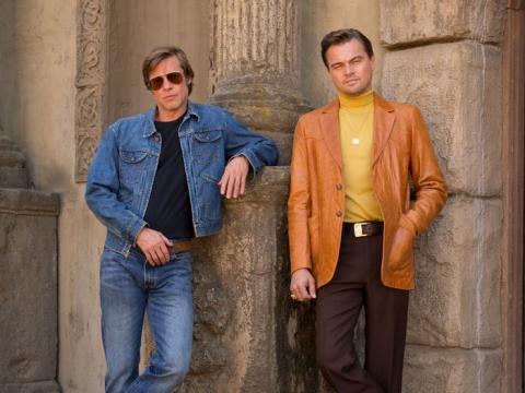 Brad Pitt y Leonardo DiCaprio en un cartel promocional de 'Érase una vez... en Hollywood'.