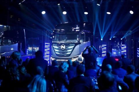 Italian-American industrial vehicle maker CNH's truck unit Iveco presents its new full-electric and hydrogen fuel-cell battery trucks in partnership with U.S. Nikola Italian-American industrial vehicle maker CNH's truck unit Iveco presents its new full-electric and hydrogen fuel-cell battery trucks in partnership with U.S. Nikola