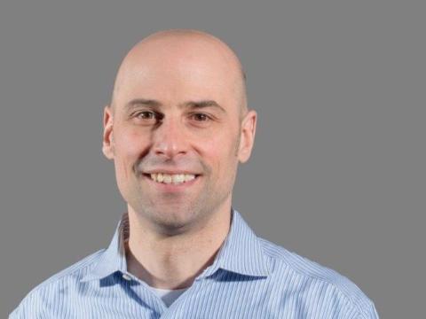 Mark Ostrowski es analista en Check Point Security.