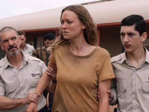 Yvonne Strahovski costars in "Stateless."