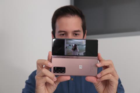 Samsung Galaxy Z Fold 2