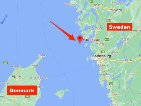 An arrow shows the location of the Pater Noster hotel.