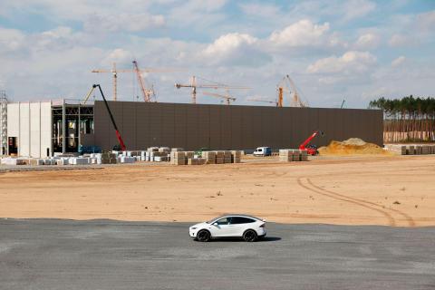 La Gigafactory Berlin está avanzando, a pesar de los impedimentos.