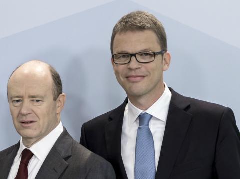 John Cryan and Christian Sewing en una conferencia de Deutsche Bank en 2015. John Cryan and Christian Sewing en una conferencia de Deutsche Bank en 2015.