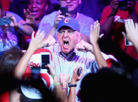 Steve Ballmer owns the Los Angeles Clippers. Steve Ballmer owns the Los Angeles Clippers.