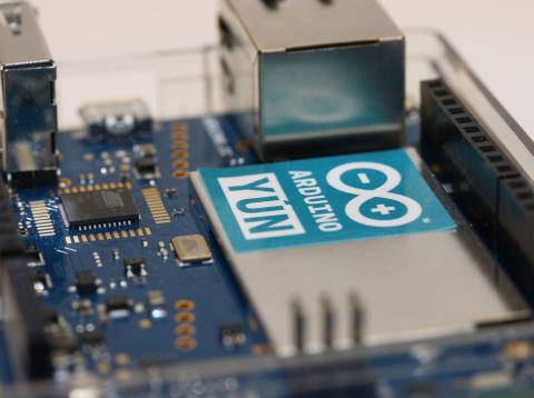 Qué es Arduino Qué es Arduino