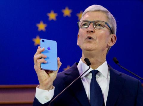 Tim Cook critica a los data brokers en una columna de opinión para Time Tim Cook critica a los data brokers en una columna de opinión para Time