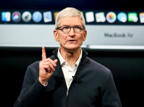 Cook has previously called for self-regulation on privacy issues. Cook has previously called for self-regulation on privacy issues.