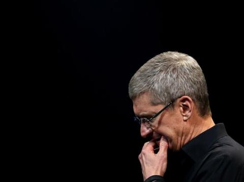 Apple's recent woes are bleeding into its global supply chain as stock selling accelerates Apple's recent woes are bleeding into its global supply chain as stock selling accelerates