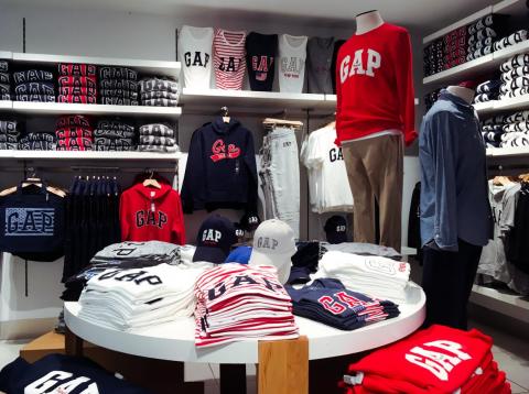 Logo mania at Gap. Logo mania at Gap.