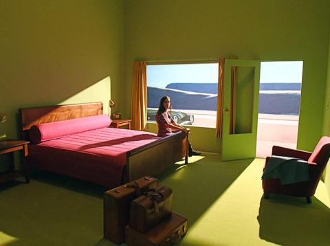 La habitación del cuadro está recreada con lujo de detalles. La habitación del cuadro está recreada con lujo de detalles.