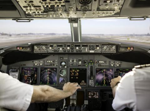 Pilotos de un avión. Pilotos de un avión.