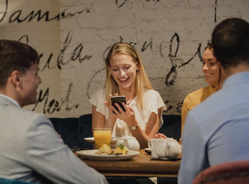 5 apps con las que luchar contra tu amigo tacaño que nunca lleva efectivo