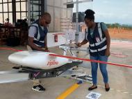 Zipline utiliza drones para entregar productos médicos a cerca de 2.500 hospitales e instalaciones de salud en Ruanda y Ghana
