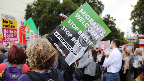 Manifestantes contra el Brexit y a favor de los derechos de los inmigrantes en Londres